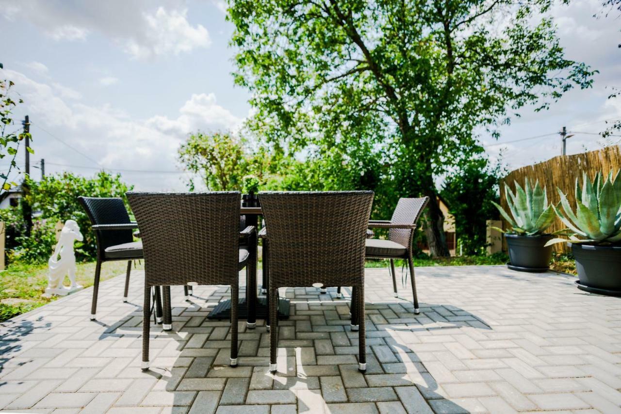 Eleven apartman house Keszthely Buitenkant foto